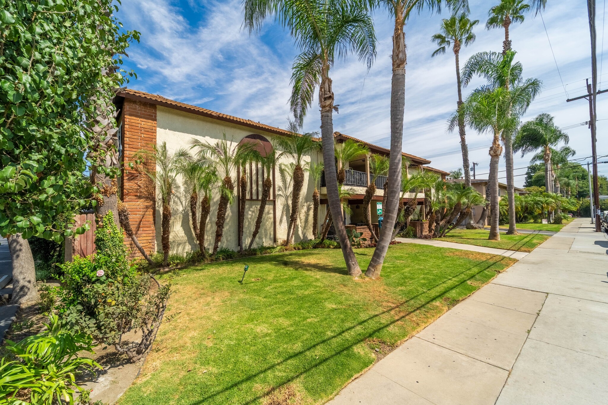 2221 E Lenita Ln, Santa Ana, CA for Sale