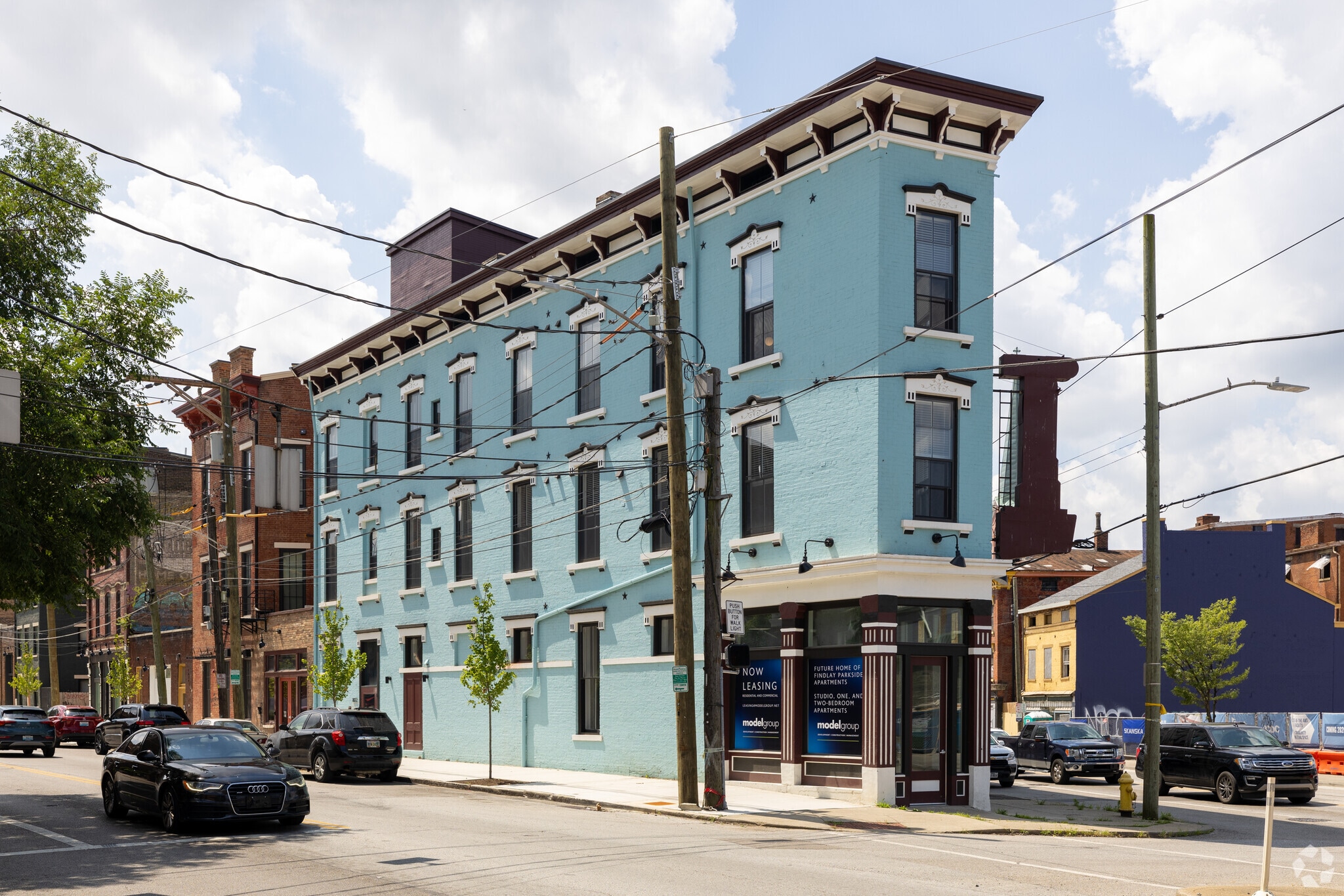 1822 Vine St, Cincinnati, OH for Rent