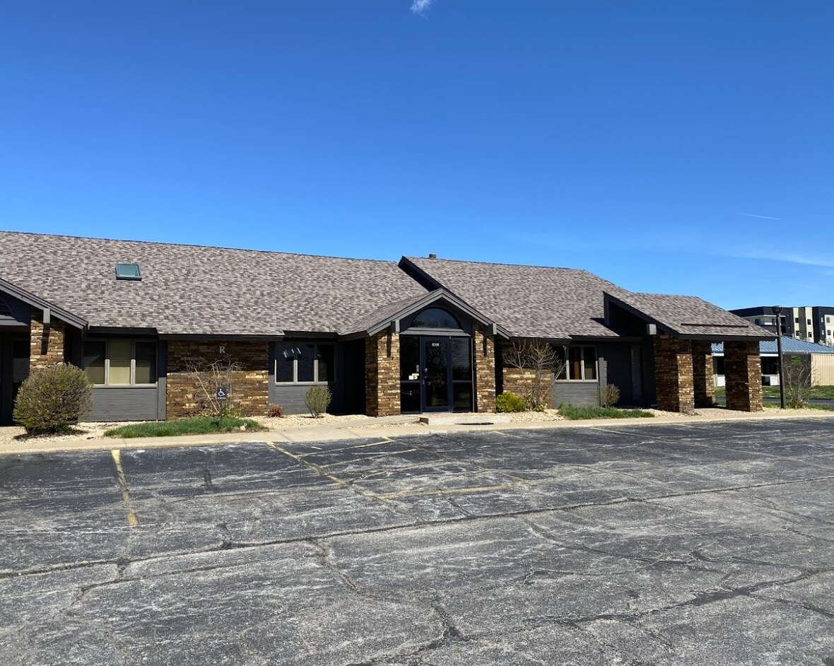 1200 E Woodhurst Dr, Springfield, MO for Rent