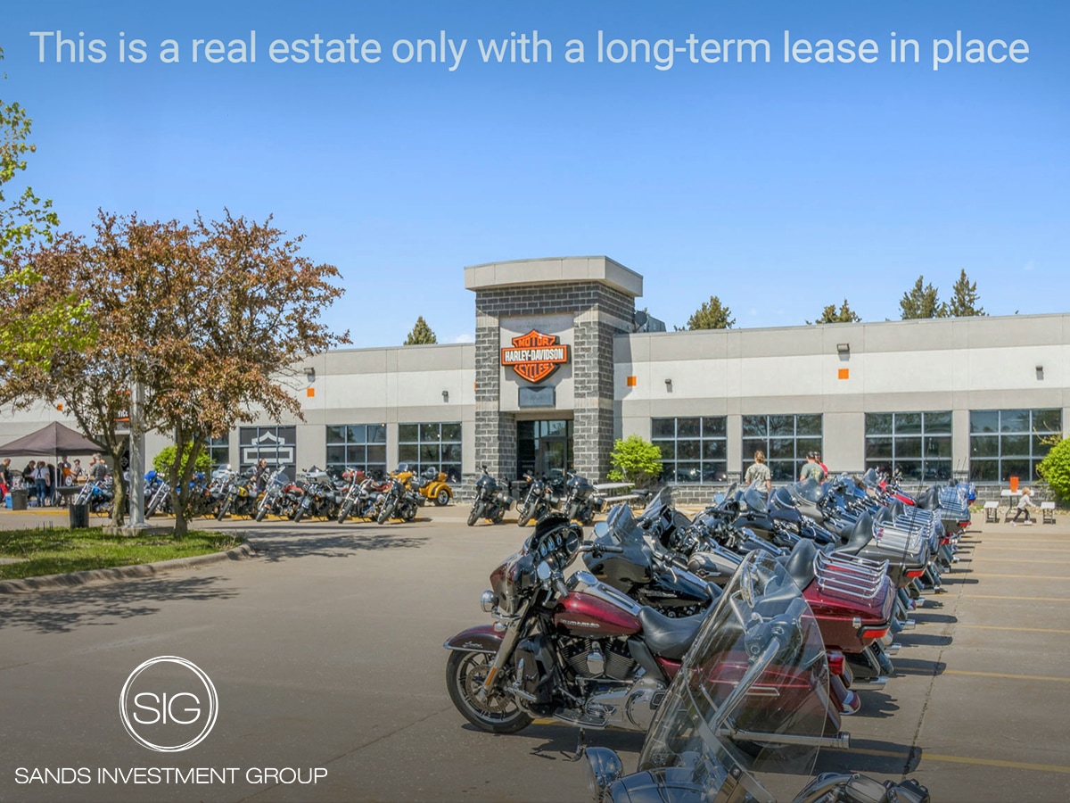 5320 Corporate Park Dr, Davenport, IA for Sale