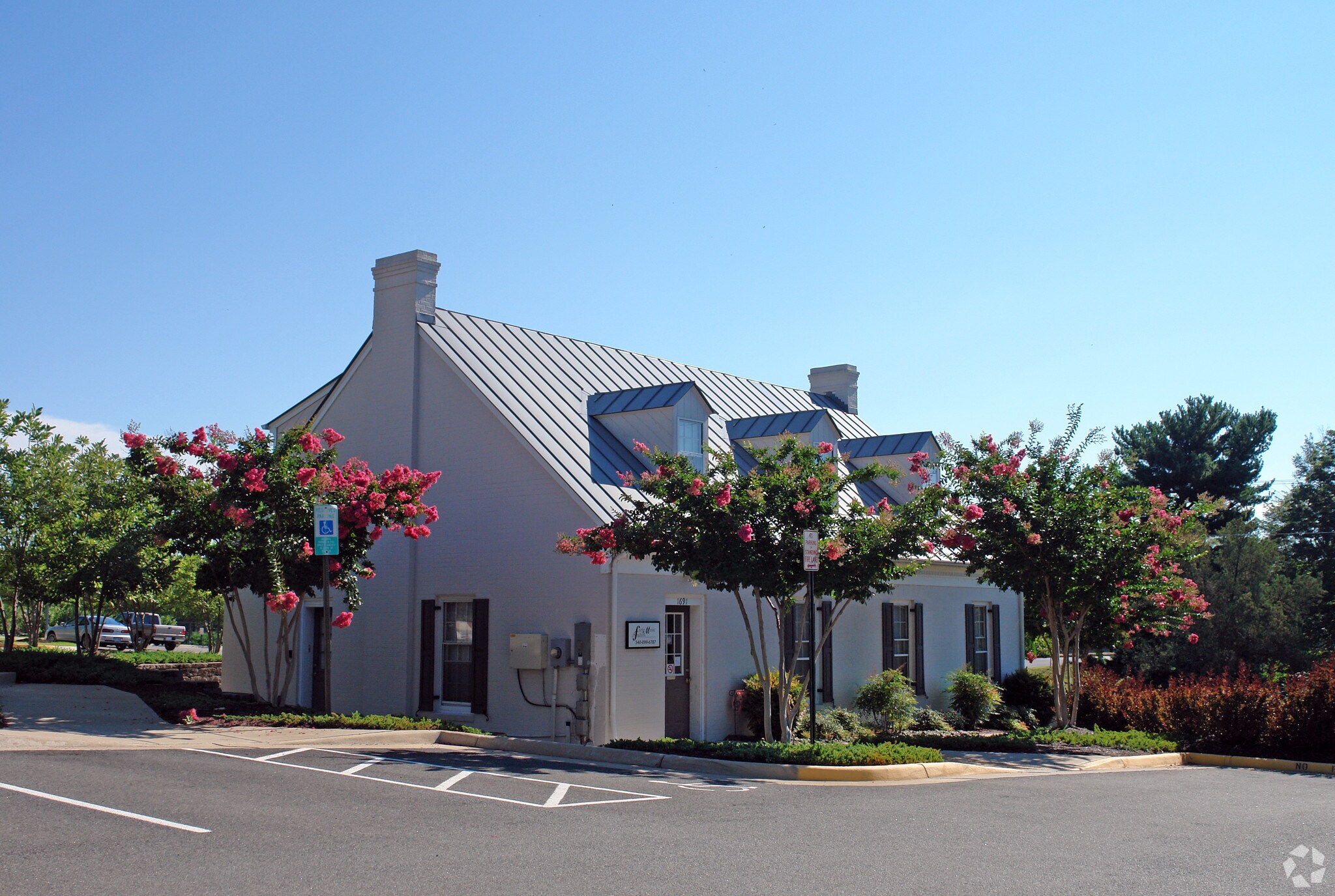 1691 Jefferson Davis Hwy, Fredericksburg, VA for Rent