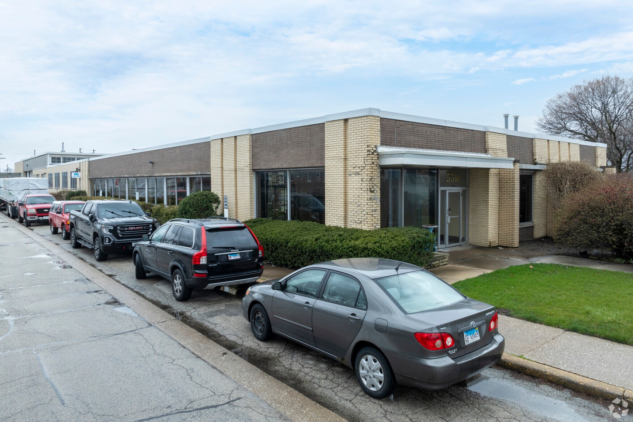 5501 W Ogden Ave, Cicero, IL for Rent