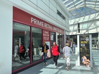 Merthyr Tydfil, MGN Retail - John St