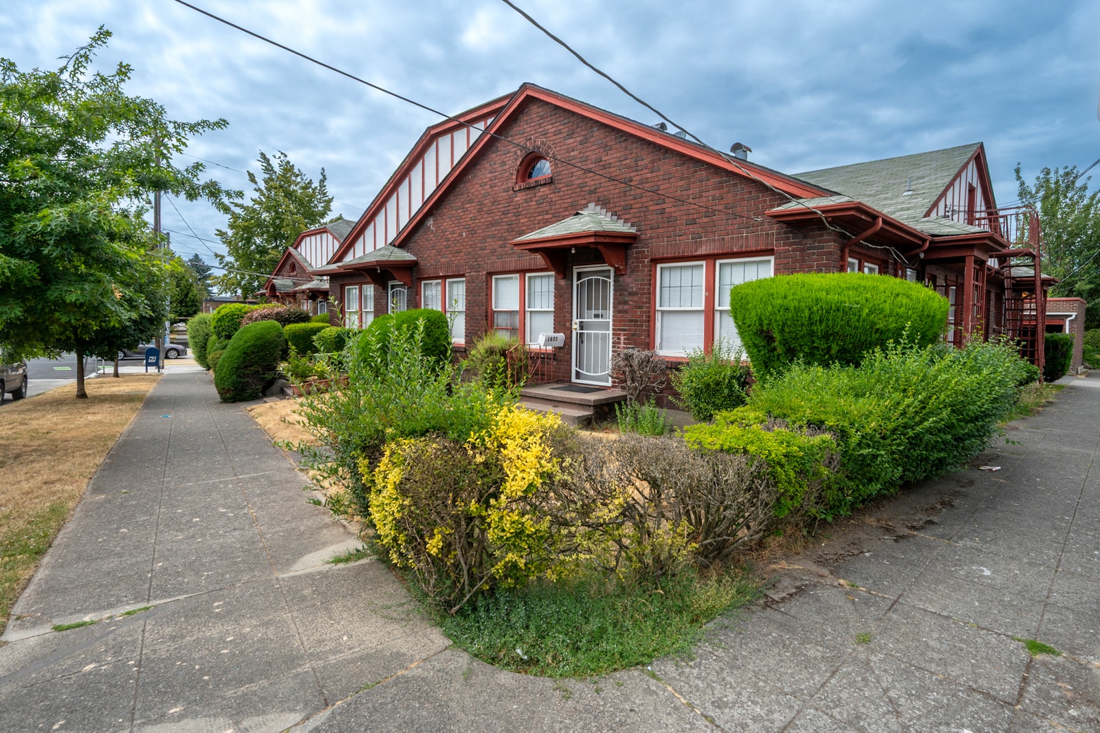 1746 S Hanford St, Seattle, WA for Sale