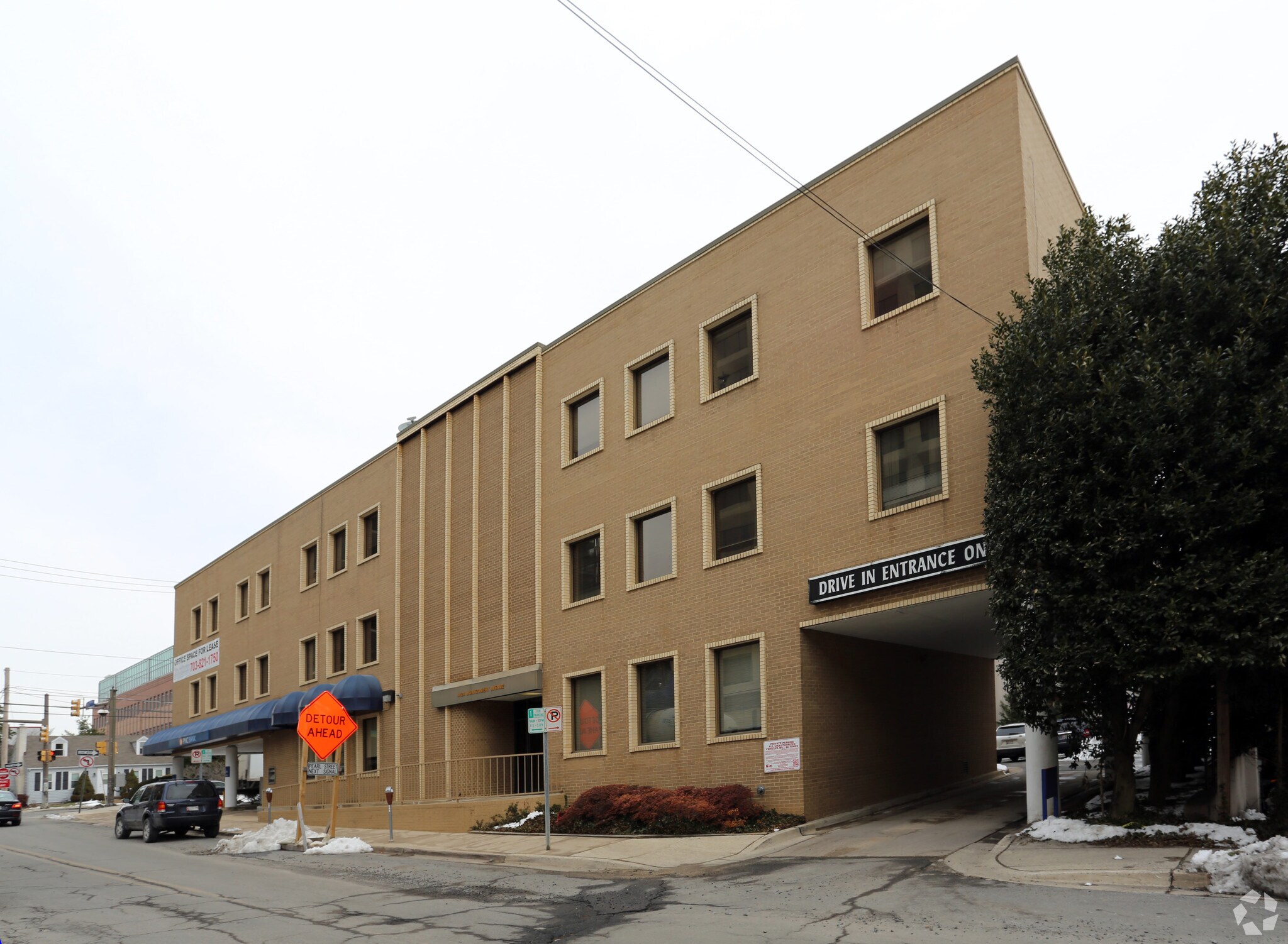4424 Montgomery Ave, Bethesda, MD for Rent