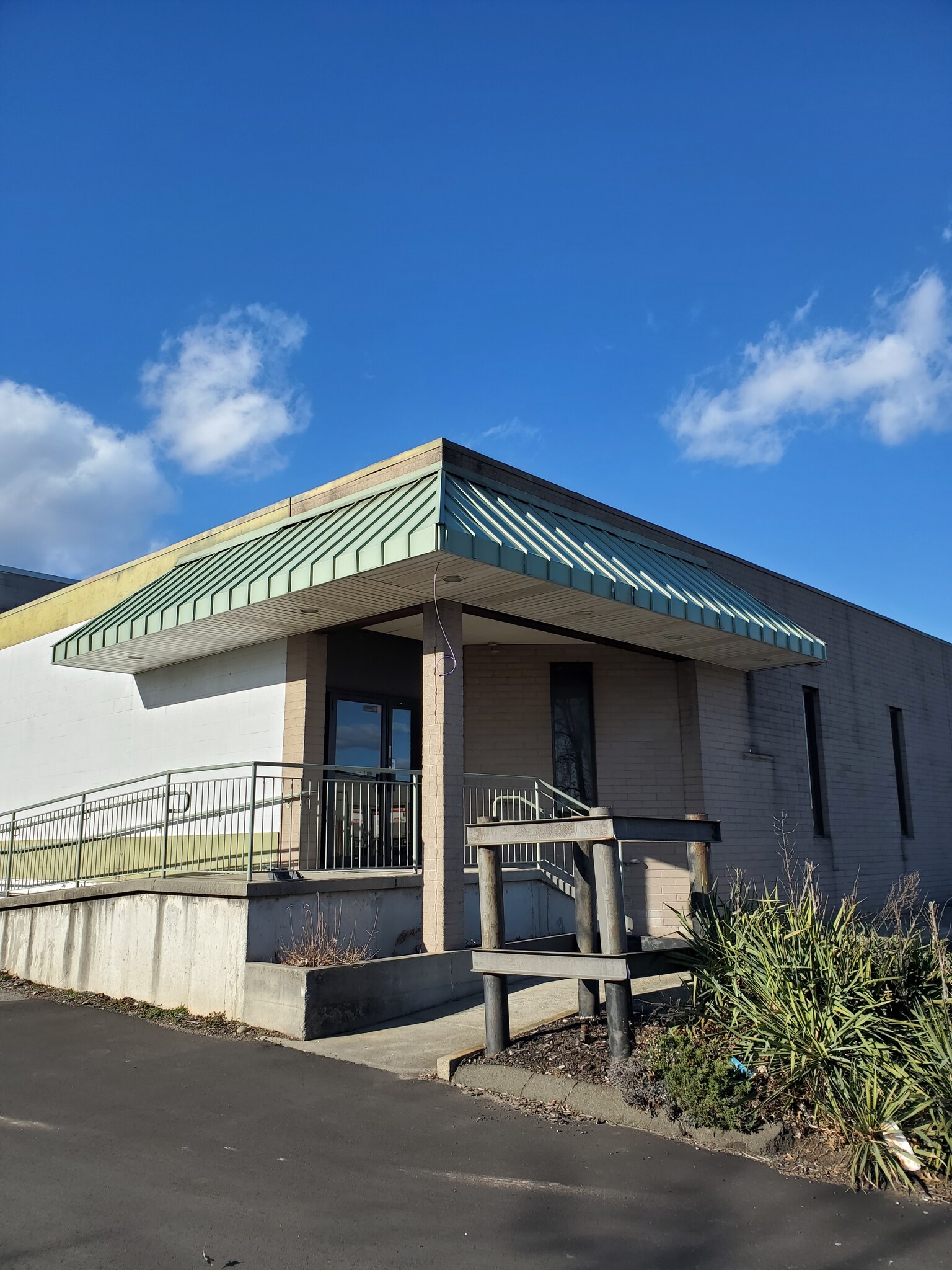 104 Food Terminal Plaza Plz, New Haven, CT for Rent