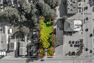 Niagara Falls, ON Commercial - 6192 Dunn St