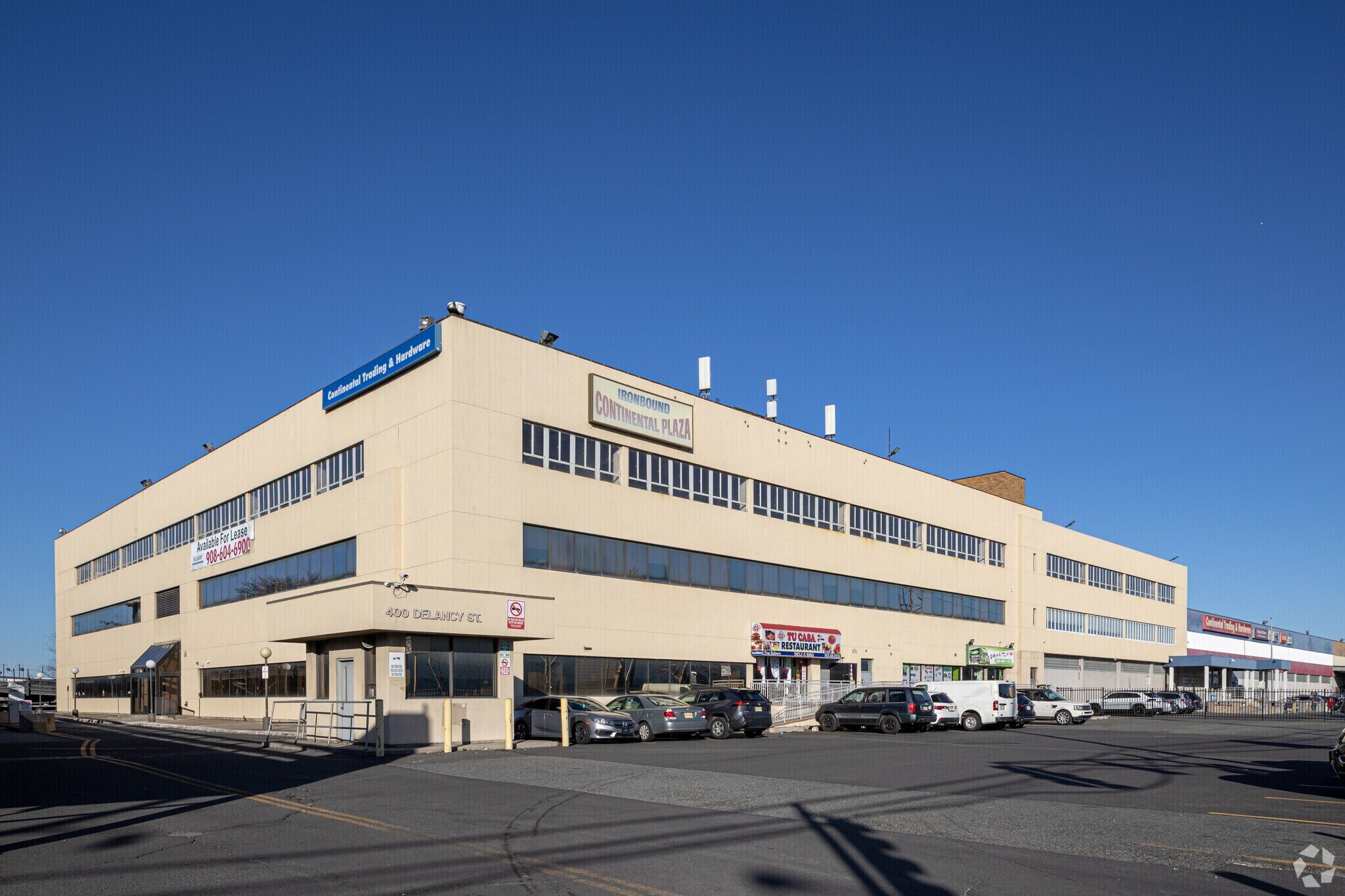 400 Delancy St, Newark, NJ for Rent