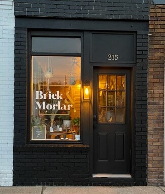 Greenwood, IN Retail - 215 W Main St