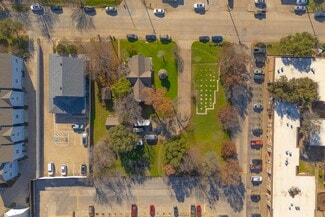 Plano, TX Storefront Retail/Residential - 609 E 16th St