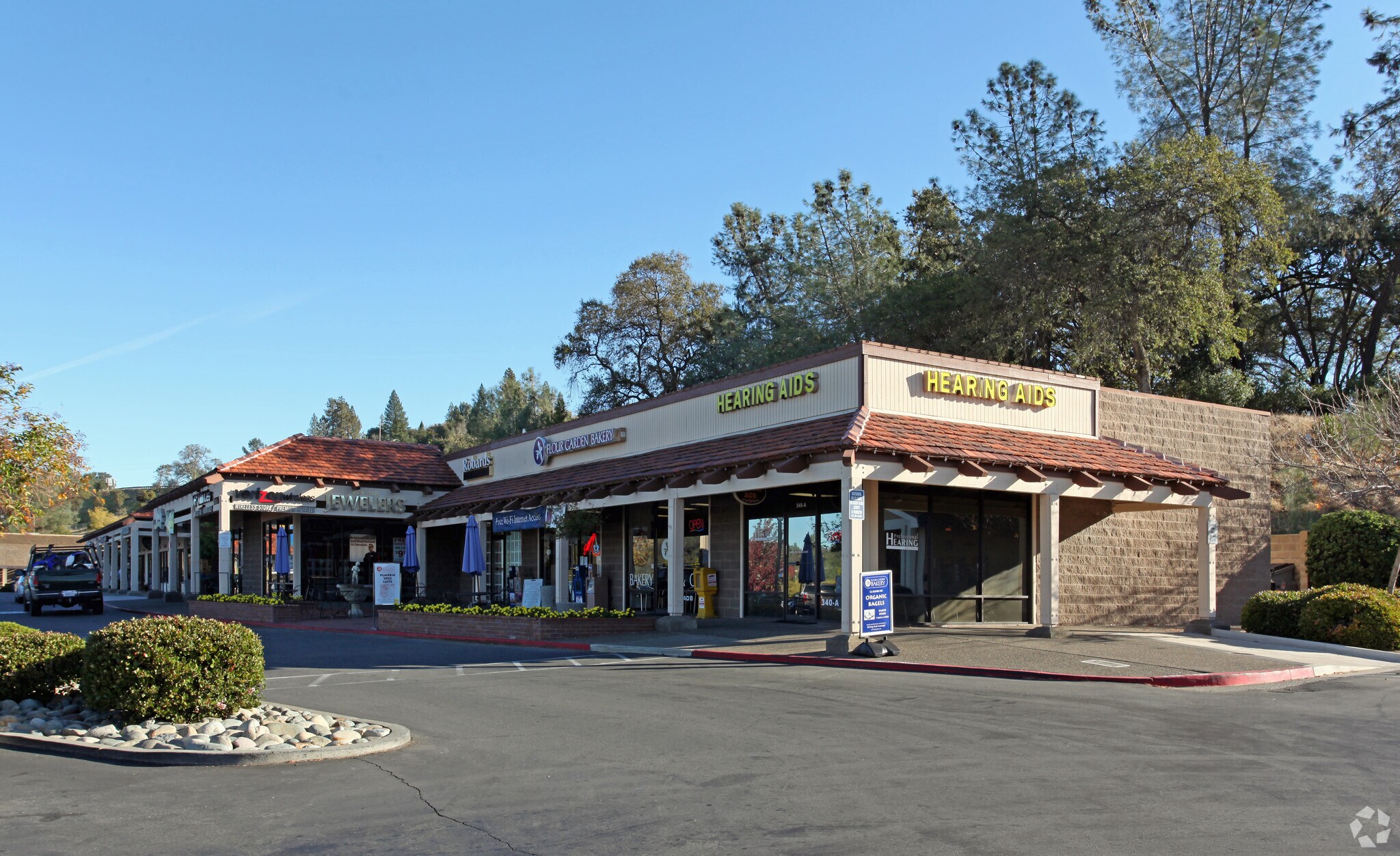 340 Elm Ave Auburn, CA 95603 Retail Property for Lease on