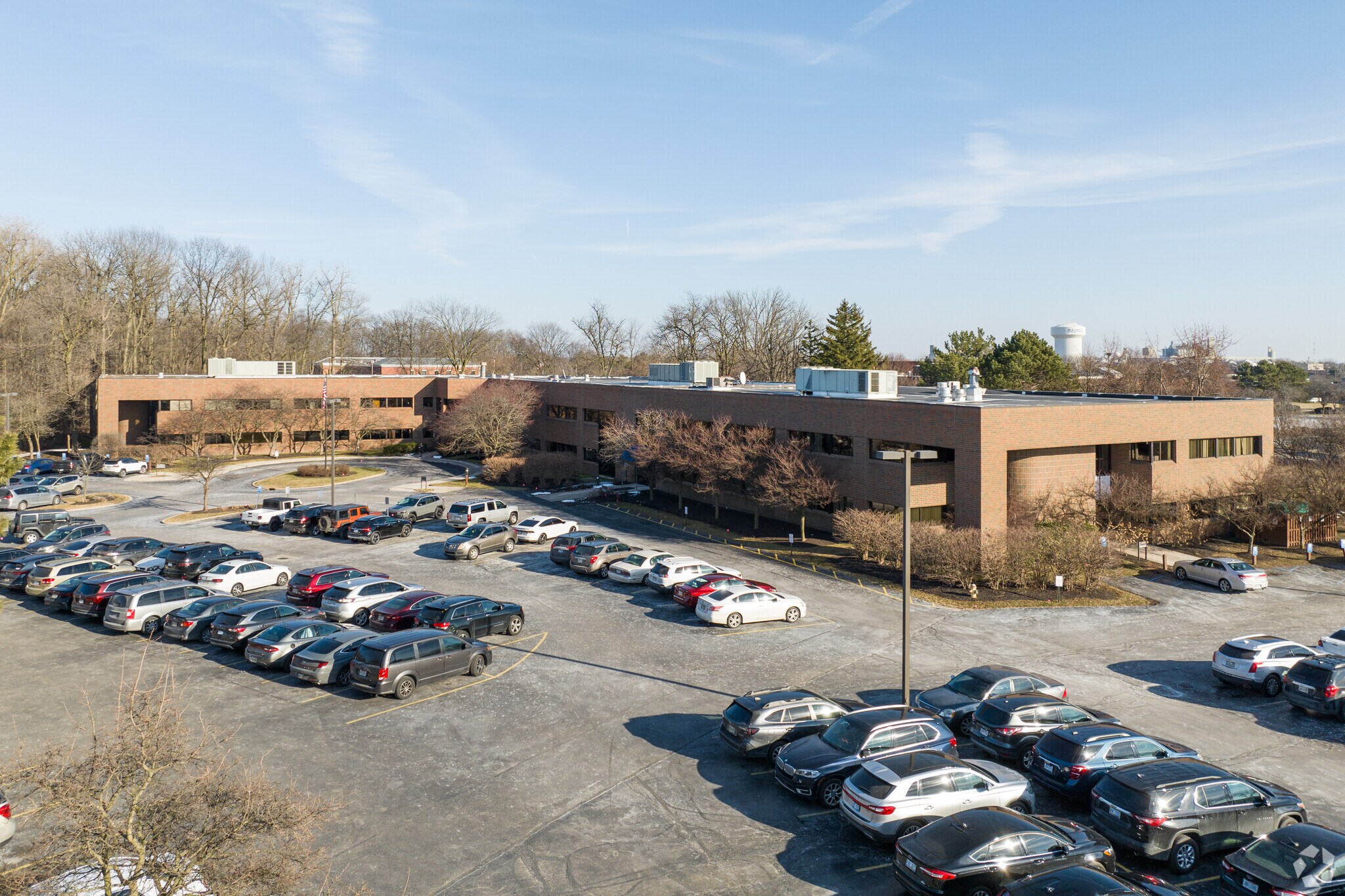 1684 Woodlands Dr, Maumee, OH for Sale