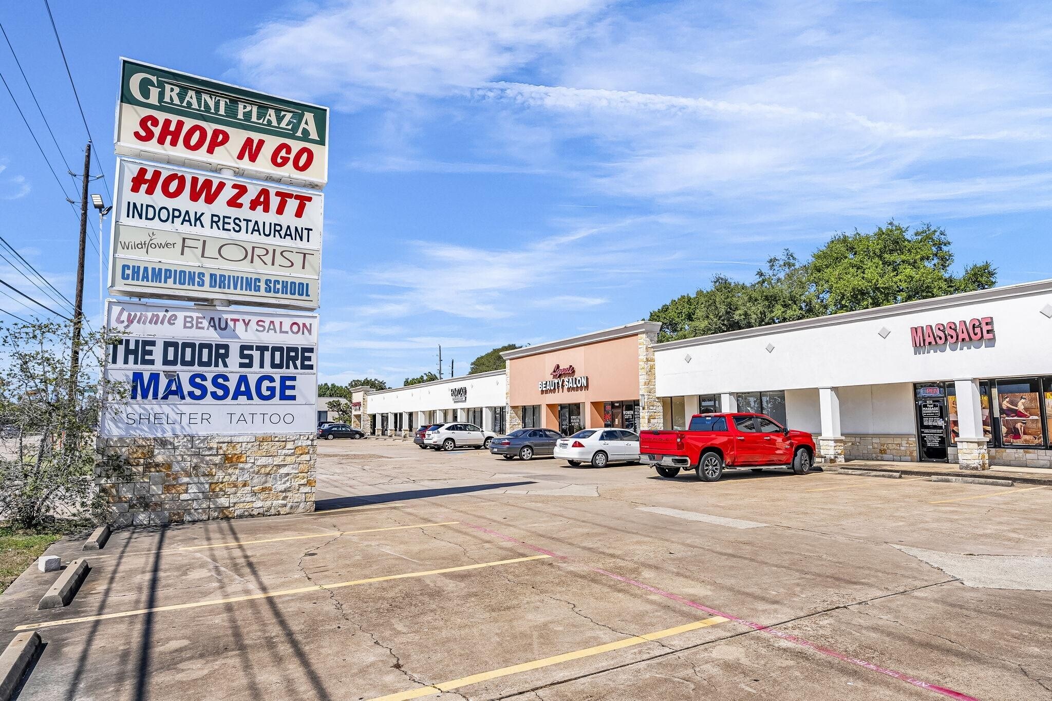 10706-10728 Grant Rd, Houston, TX for Rent