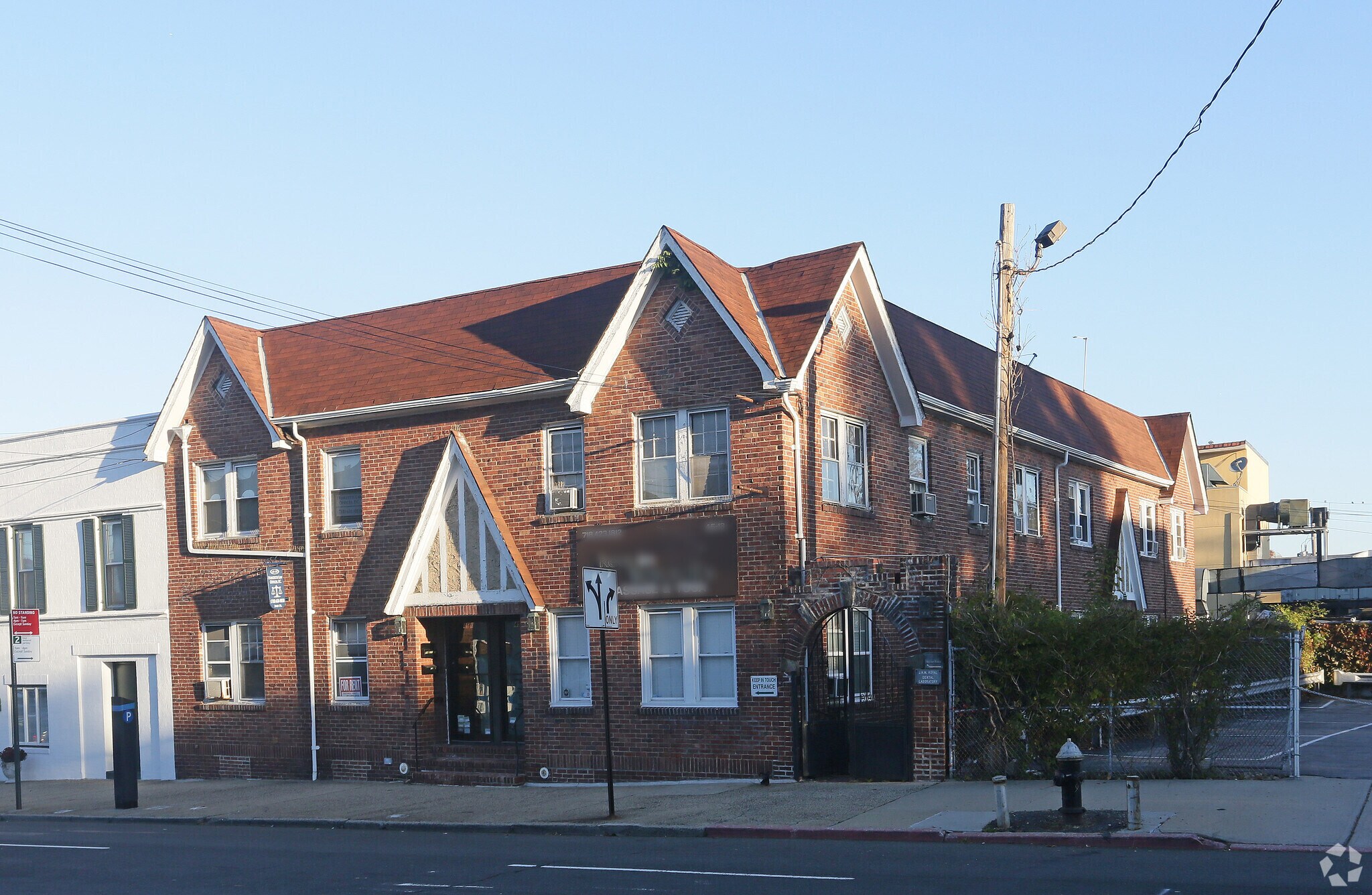 45114513 Little Neck Pkwy Little Neck, NY 11362 Office Property for