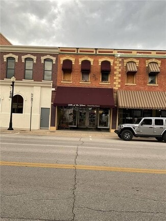 Chanute, KS Retail - 108 E Main St