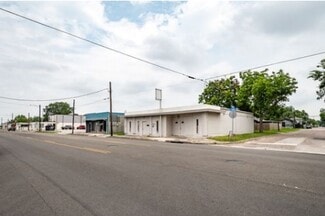Baytown, TX Freestanding - 220 E Texas Ave Baytown, TX Freestanding - 220 E Texas Ave