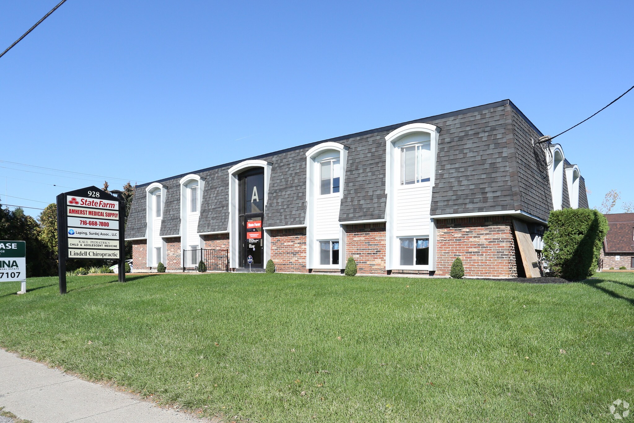 928 French Rd, Cheektowaga, NY for Rent