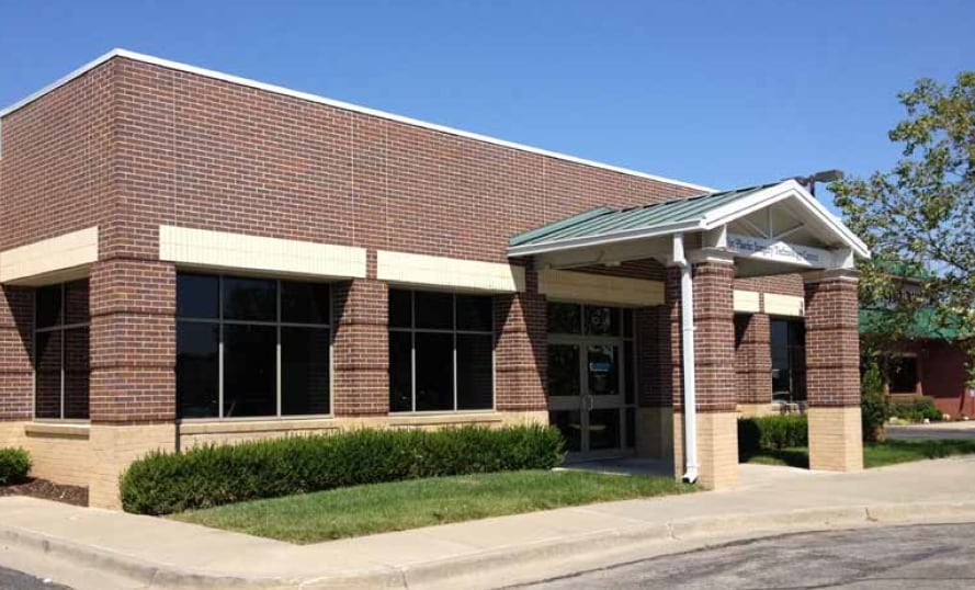 4820 S Arrowhead Dr, Independence, MO for Rent