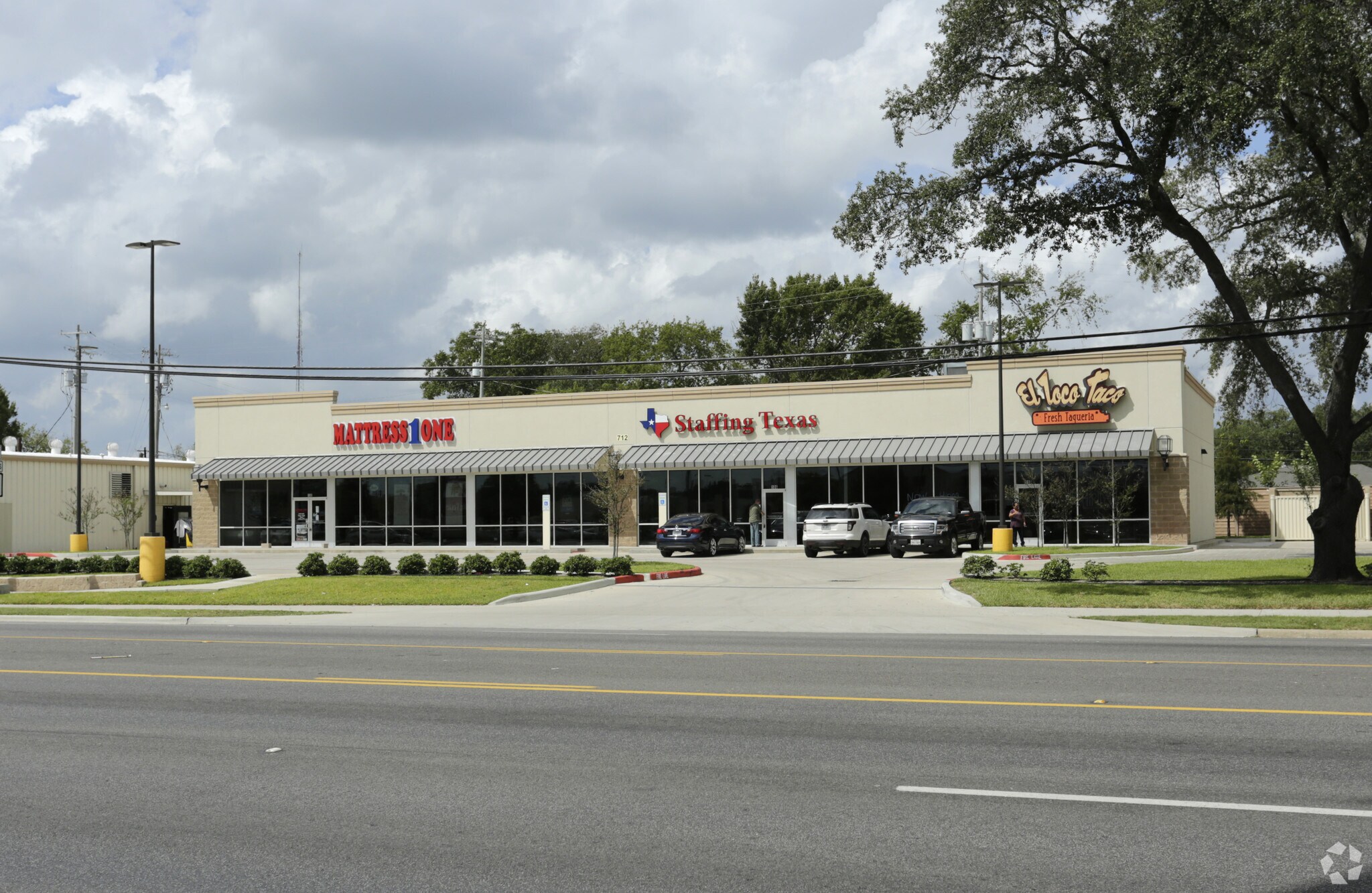 712 E Villa Maria Rd, Bryan, TX for Rent