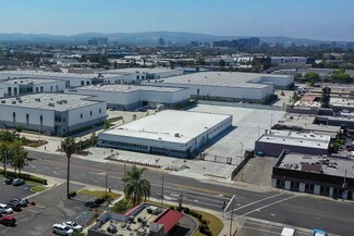 Santa Ana, CA undefined - 620 E Dyer Rd