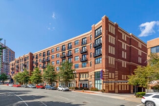 Arlington, VA Retail - 1919 Clarendon Blvd