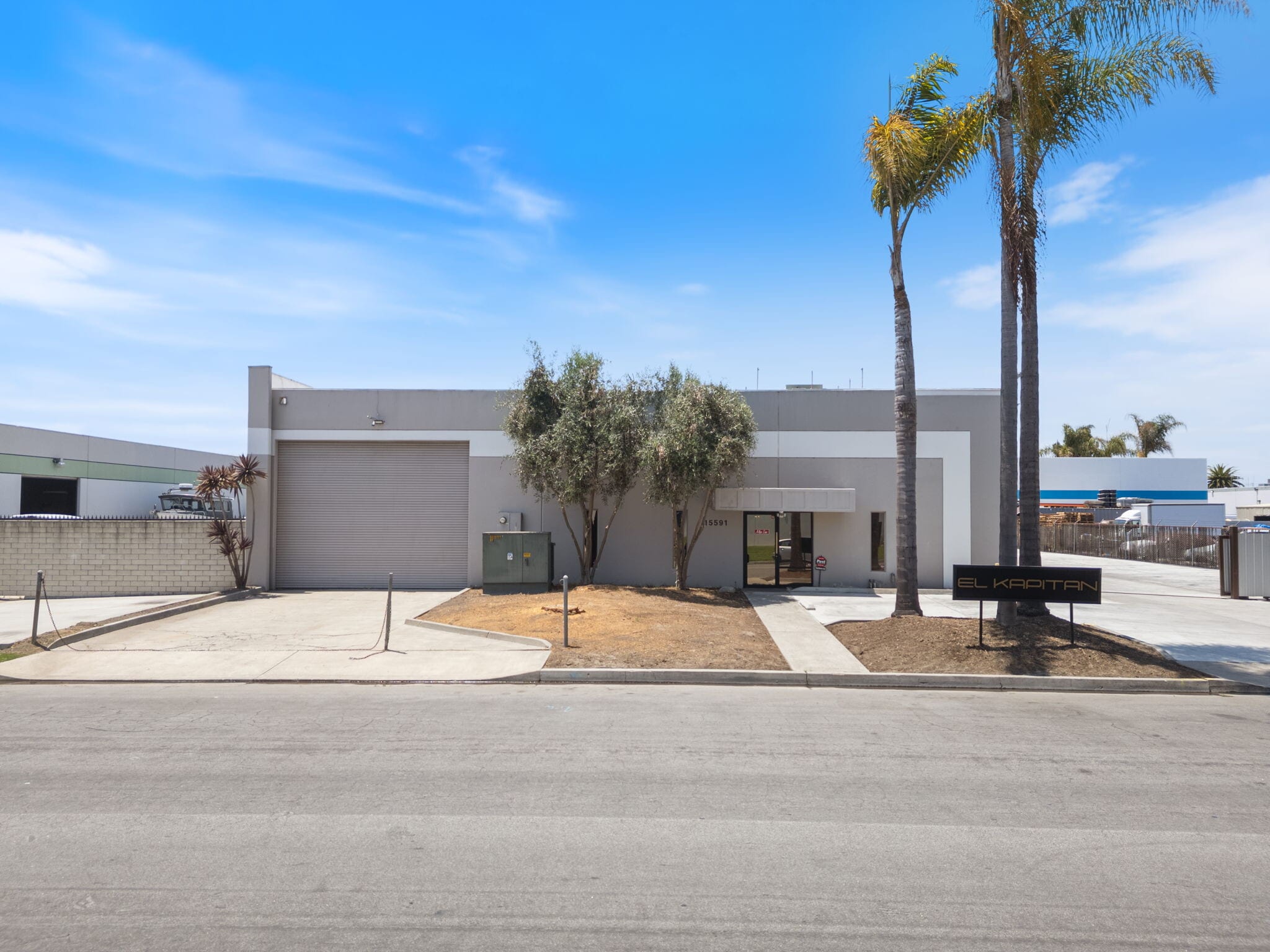 15591 Container Ln, Huntington Beach, CA for Sale