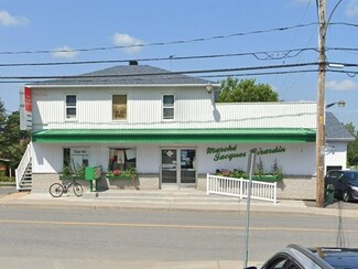 Warwick, QC Convenience Store - 138 St Saint-Louis