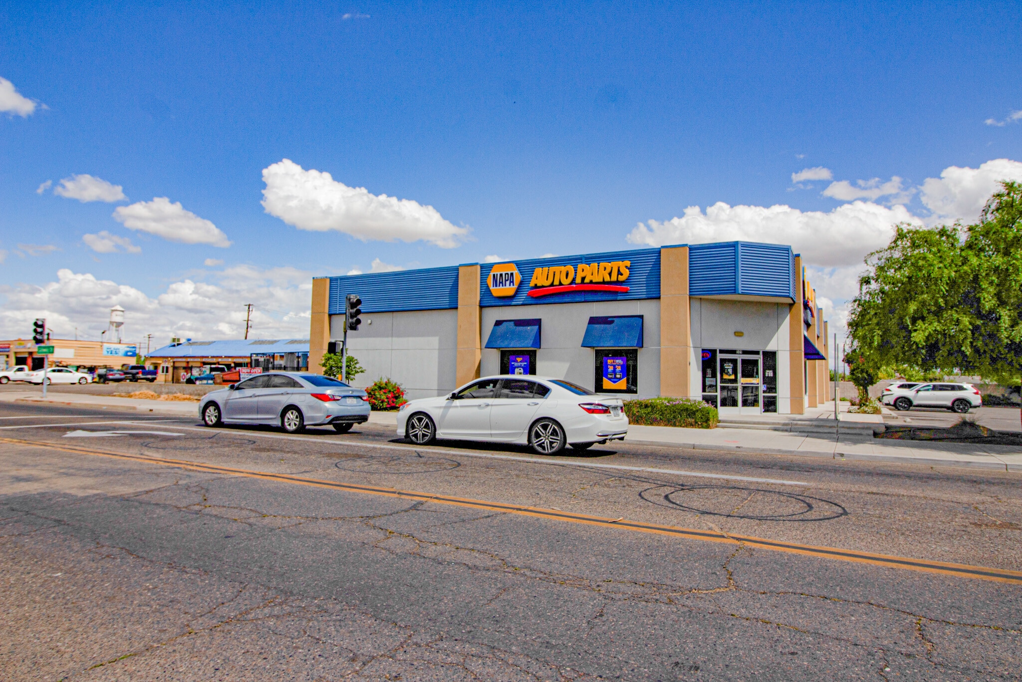 509 S Gateway Dr, Madera, CA for Sale