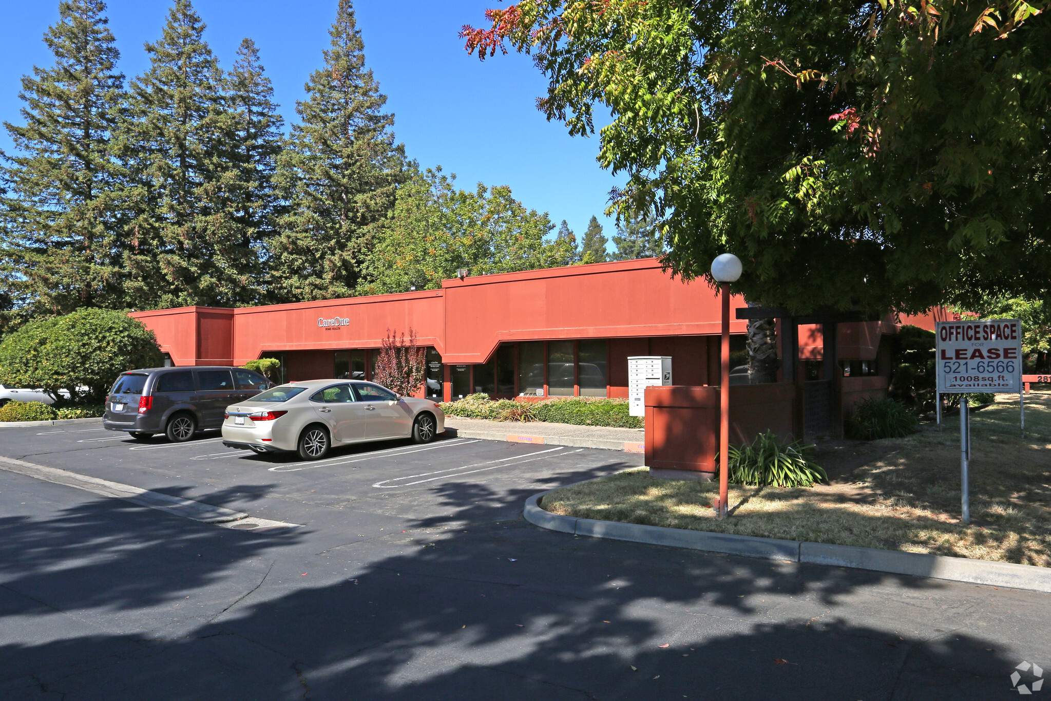 2813 Coffee Rd, Modesto, CA for Sale