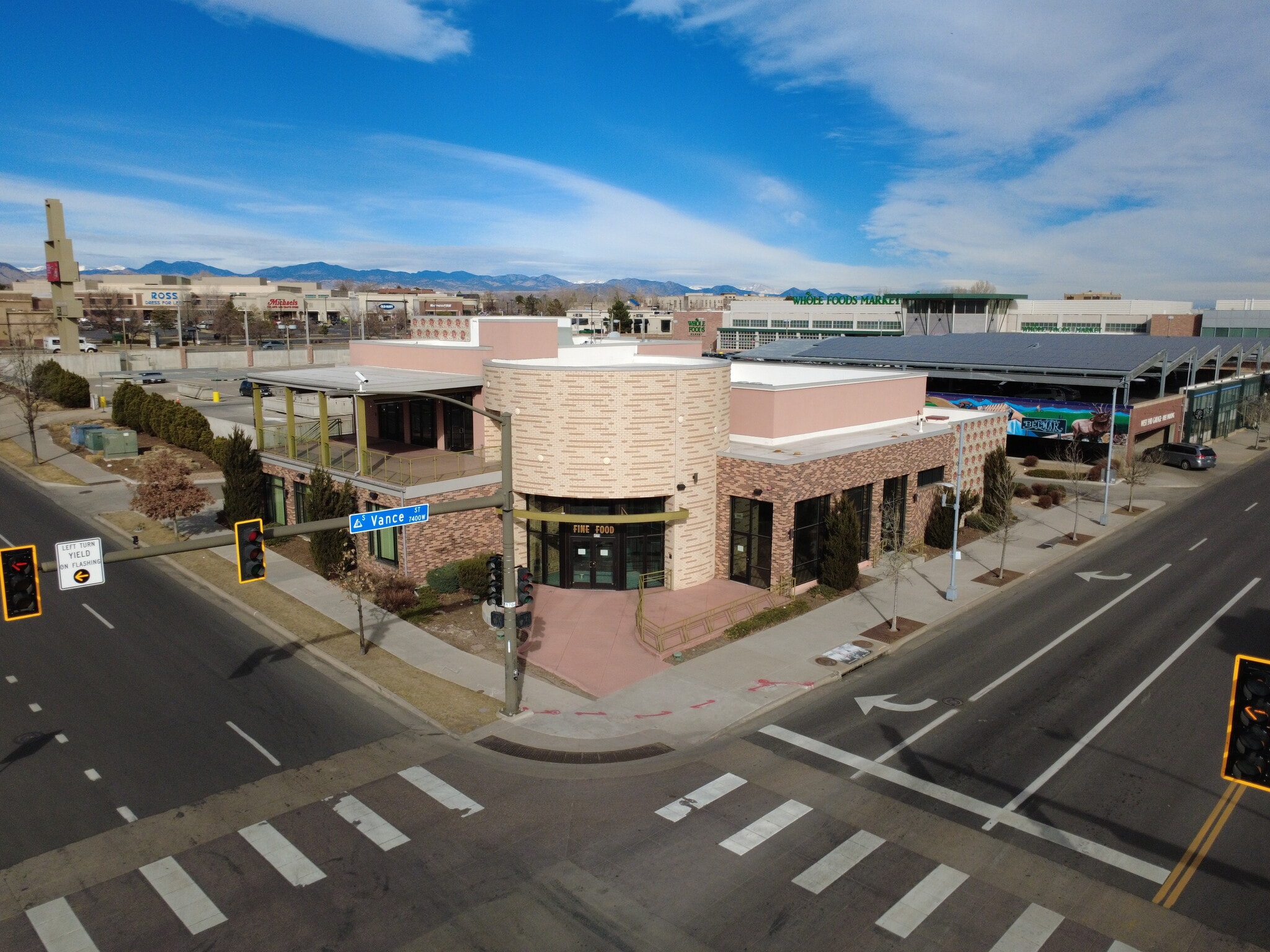 499 S Vance St, Lakewood, CO for Sale