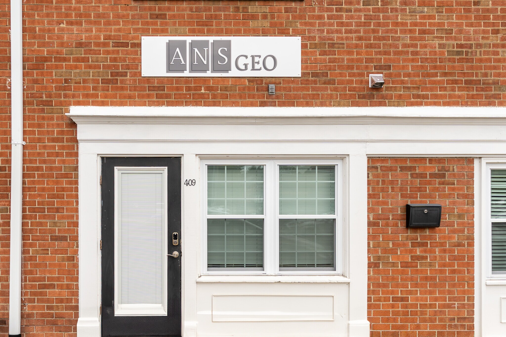 701 E High St, Charlottesville, VA for Rent