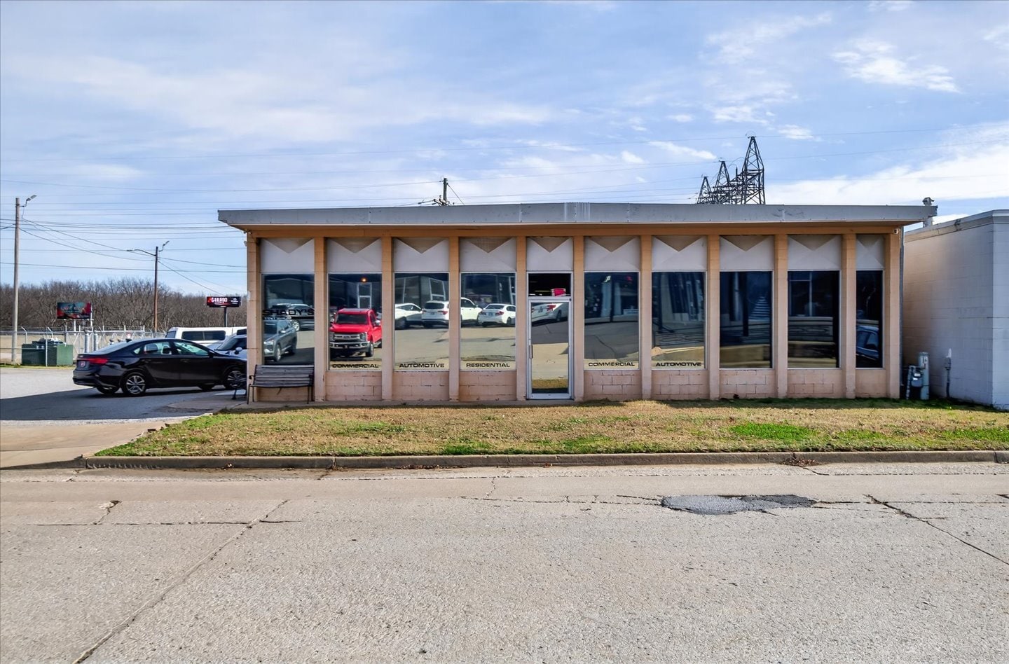 218 S Comanche Ave, Bartlesville, OK for Sale