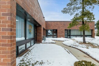 Schaumburg, IL Office - 939 N Plum Grove Rd