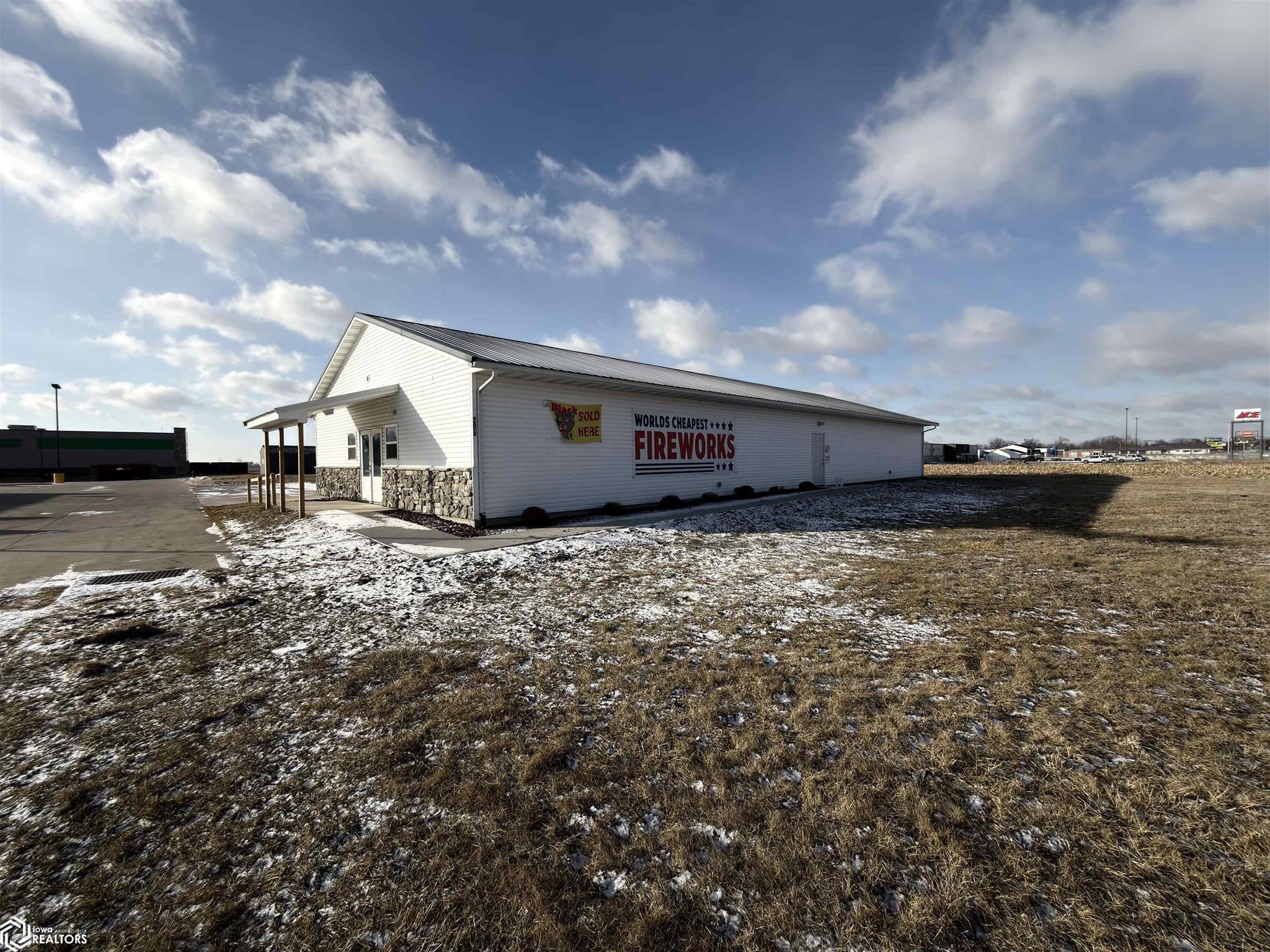 205 Wiley ave, Washington, IA for Sale