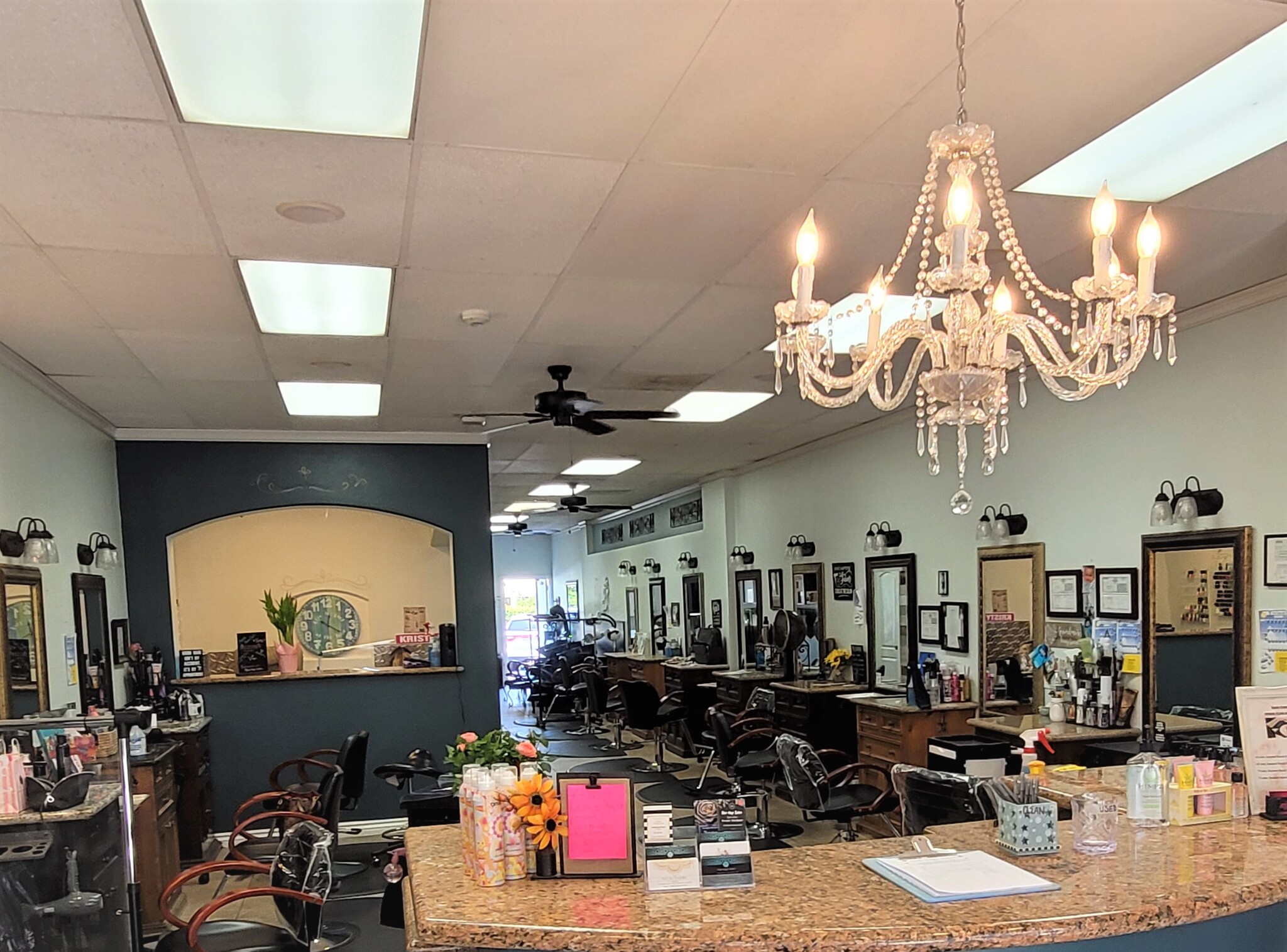 Turn Key Hair Salon, Simi Valley, CA for Rent