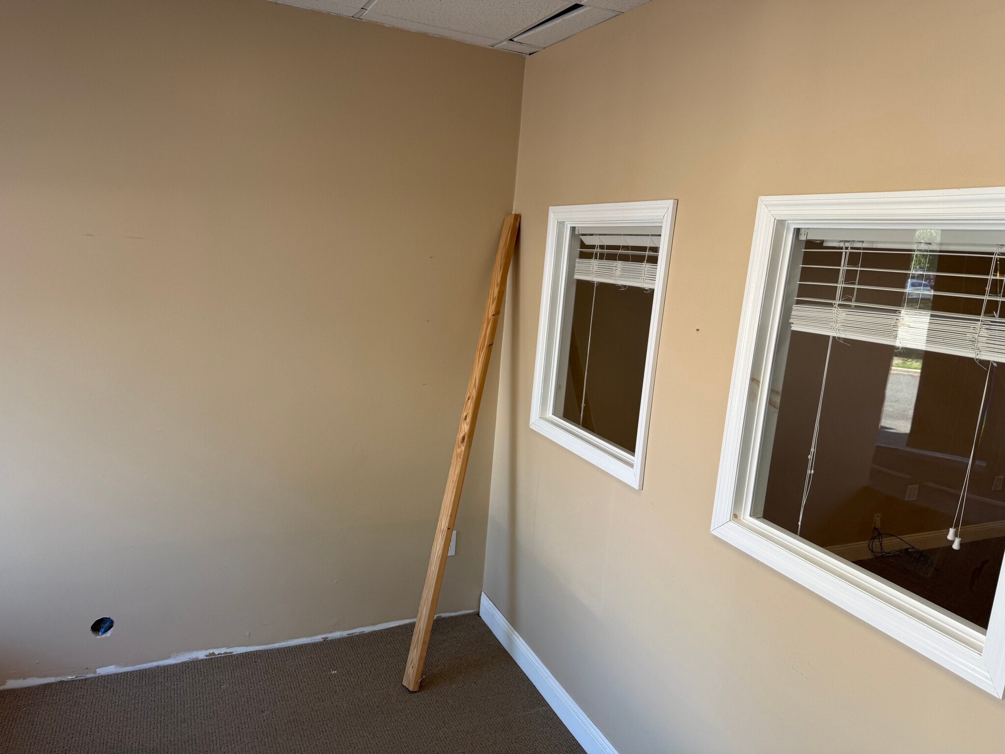 409-419 Lake Ave, Nesconset, NY for Rent