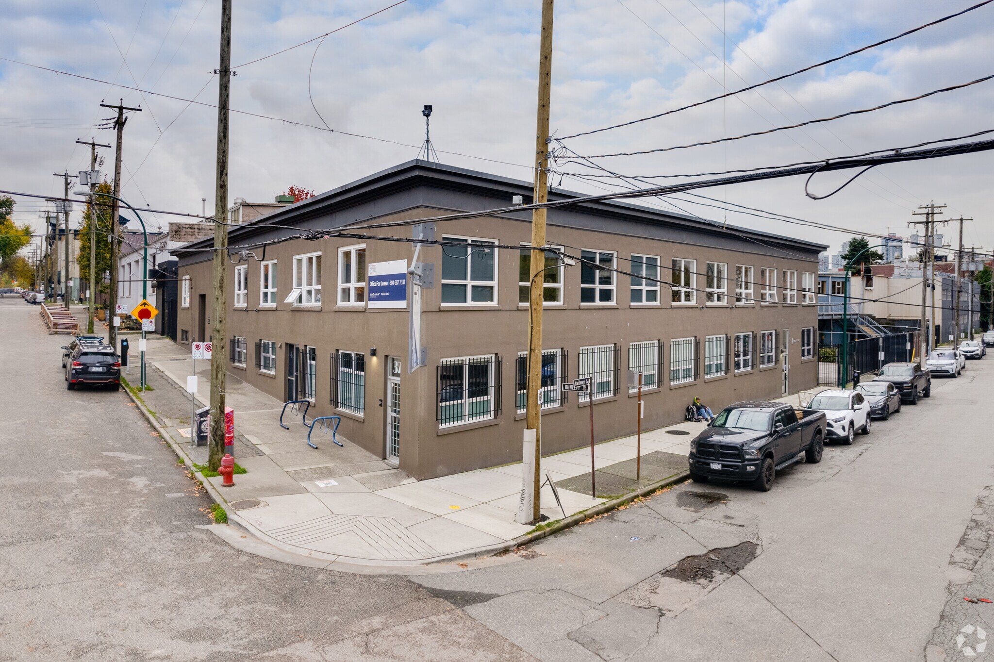 49 Dunlevy Ave, Vancouver, BC for Rent