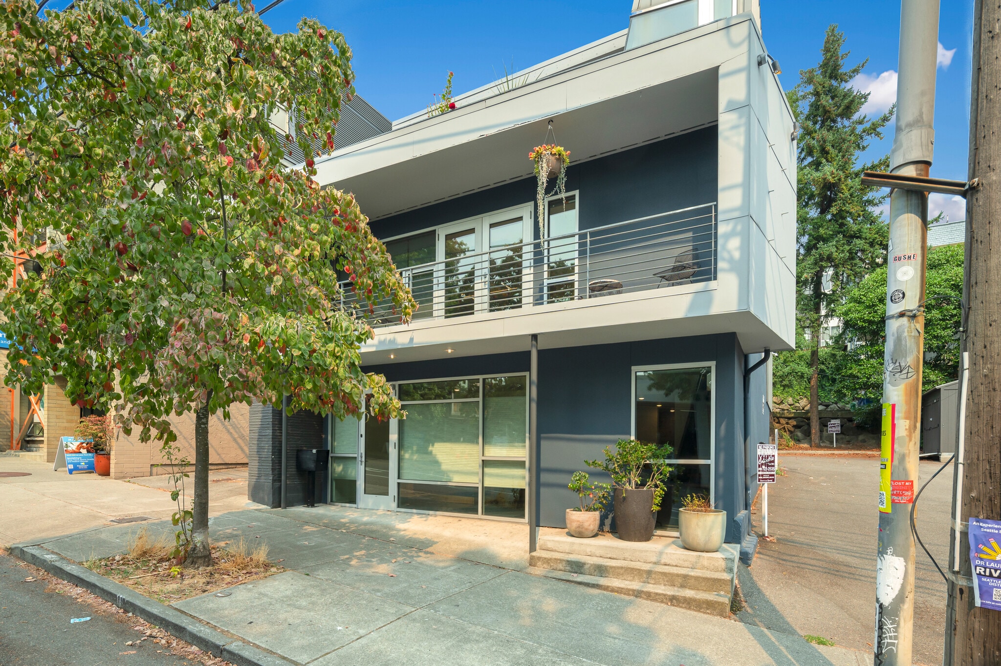 166 Roy St, Seattle, WA for Sale