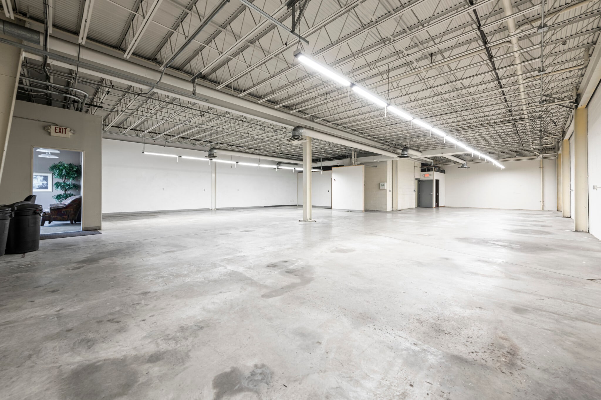1235 Industrial Dr, Saline, MI for Sale