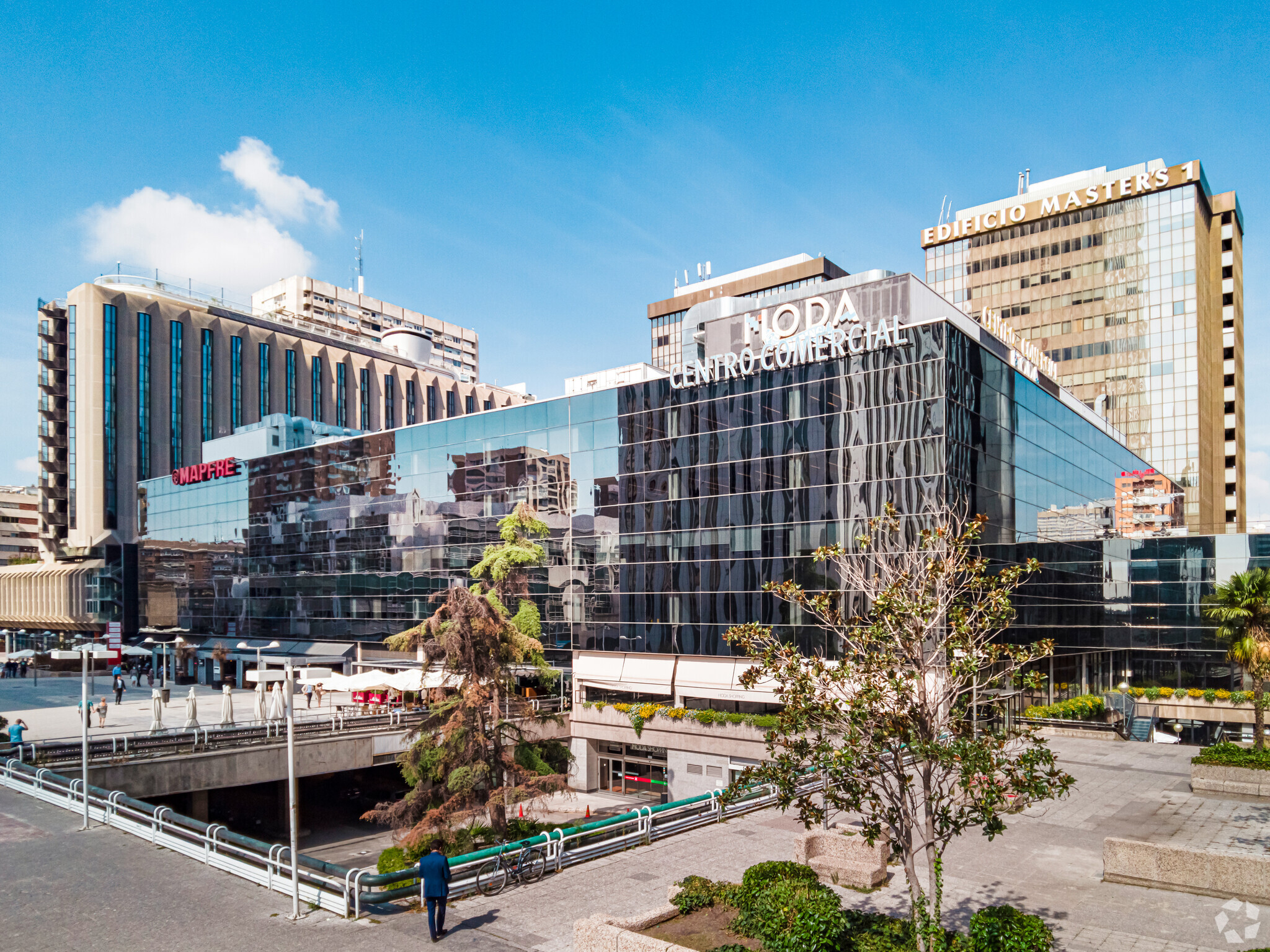 40 Avenida General Perón, Madrid, MAD for Rent