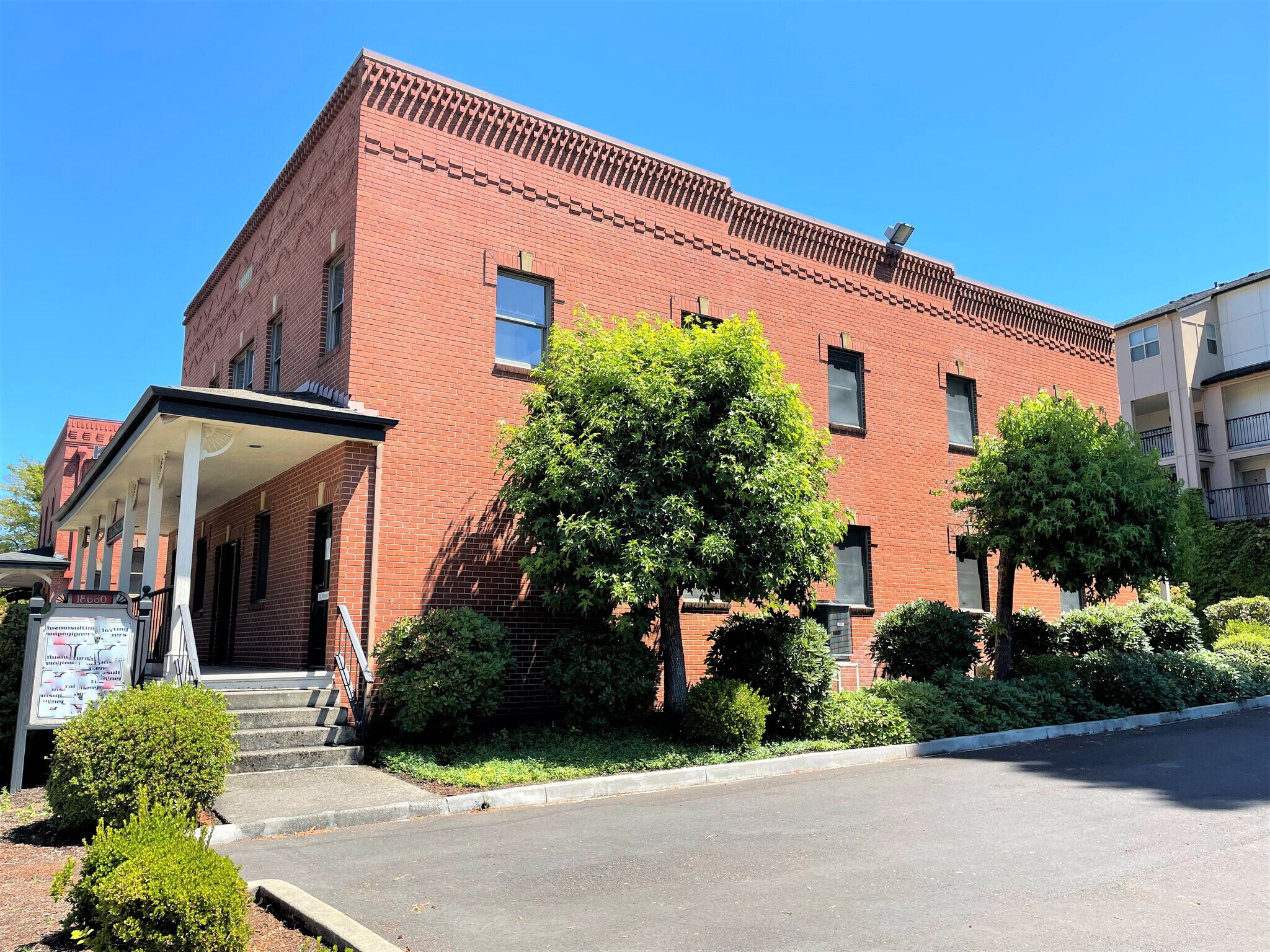 18660 Sw Boones Ferry Rd, Tualatin, OR for Rent