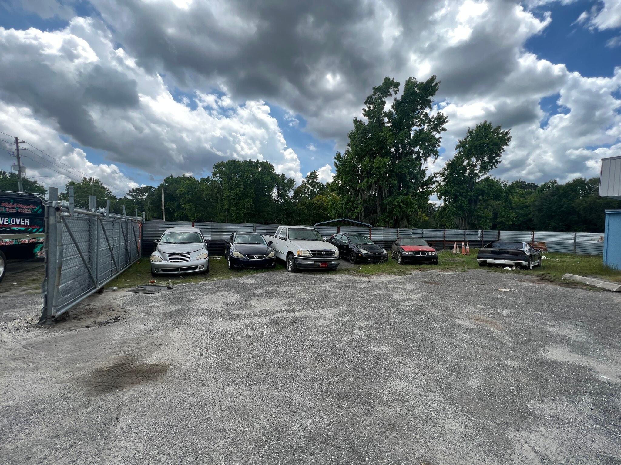 6480 Restlawn Dr, Jacksonville, FL for Sale