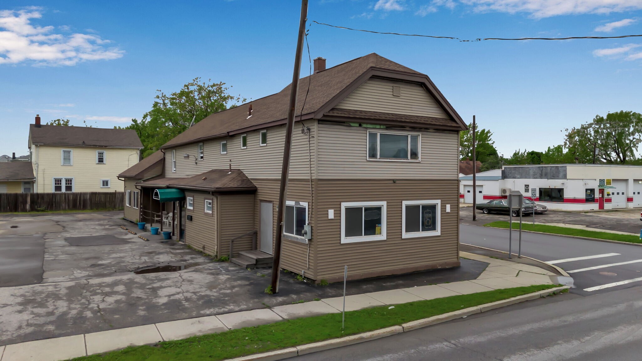 2794 Harlem Rd, Cheektowaga, NY for Sale