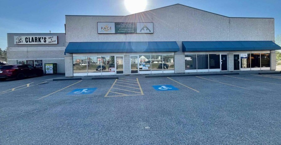 66 Keith ave, Dryden, ON for Rent