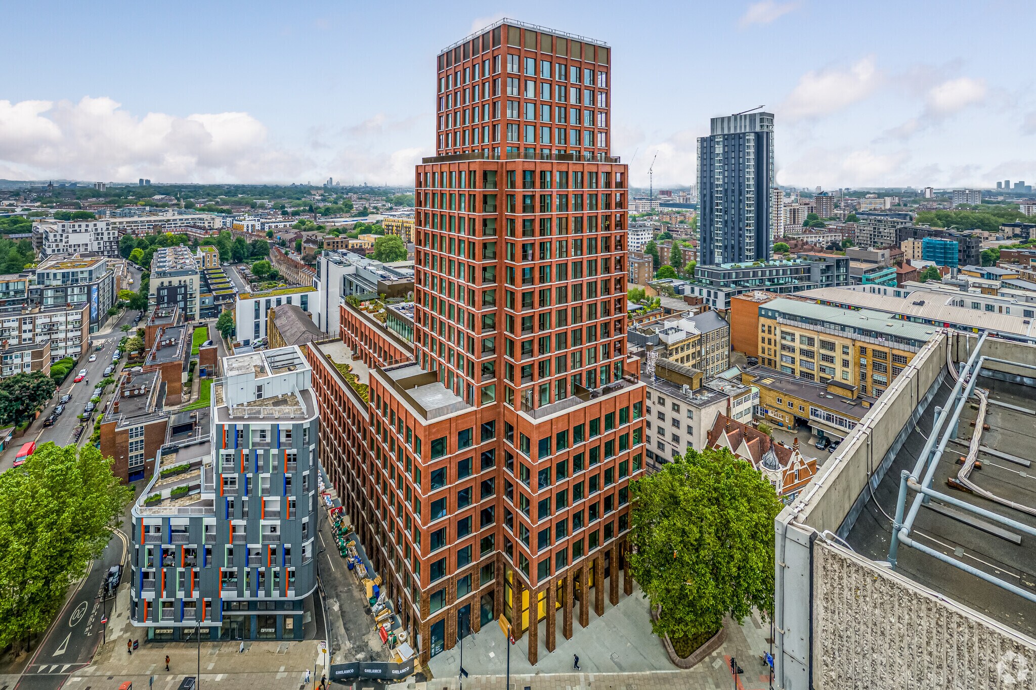 225 City Rd, London, LND for Rent