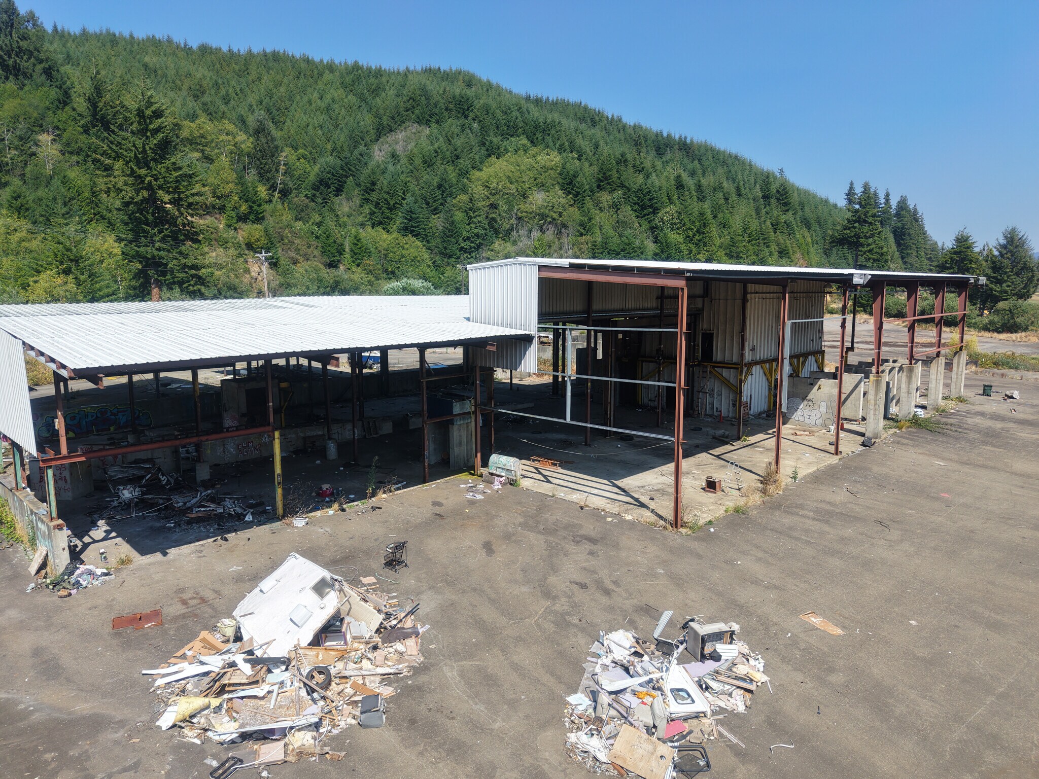 2600 Lower Smith River rd, Reedsport, OR for Sale