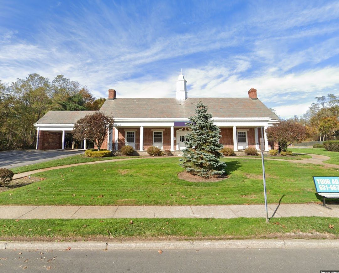 599 Middle Country Rd Middle Island, NY 11953 Retail Property for