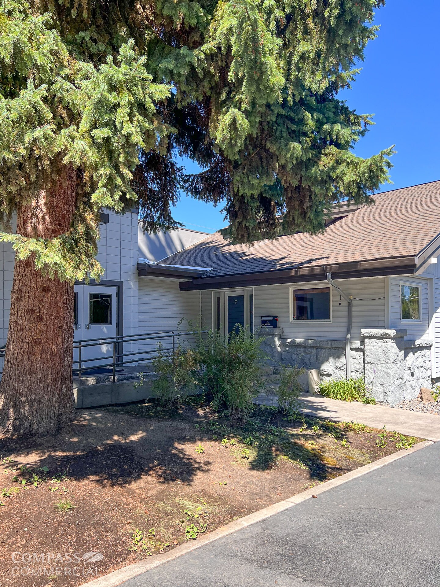 700 NW Hill St, Bend, OR for Rent