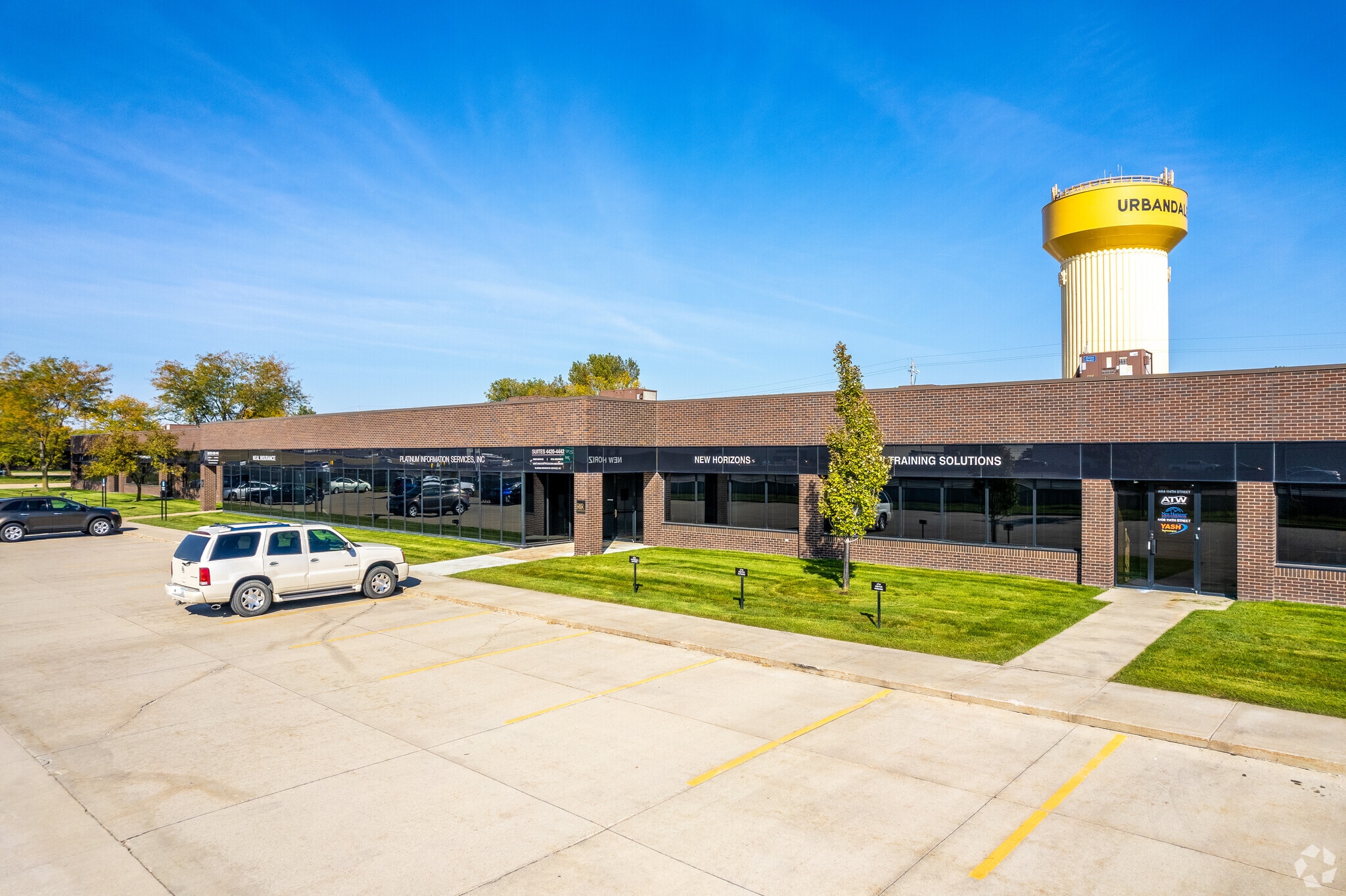 4400-4498 SW 114th St, Urbandale, IA for Rent