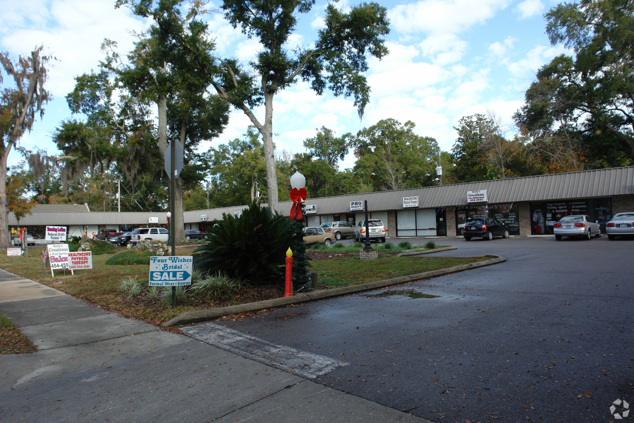 206-240 NE 1st Ave, High Springs, FL for Rent